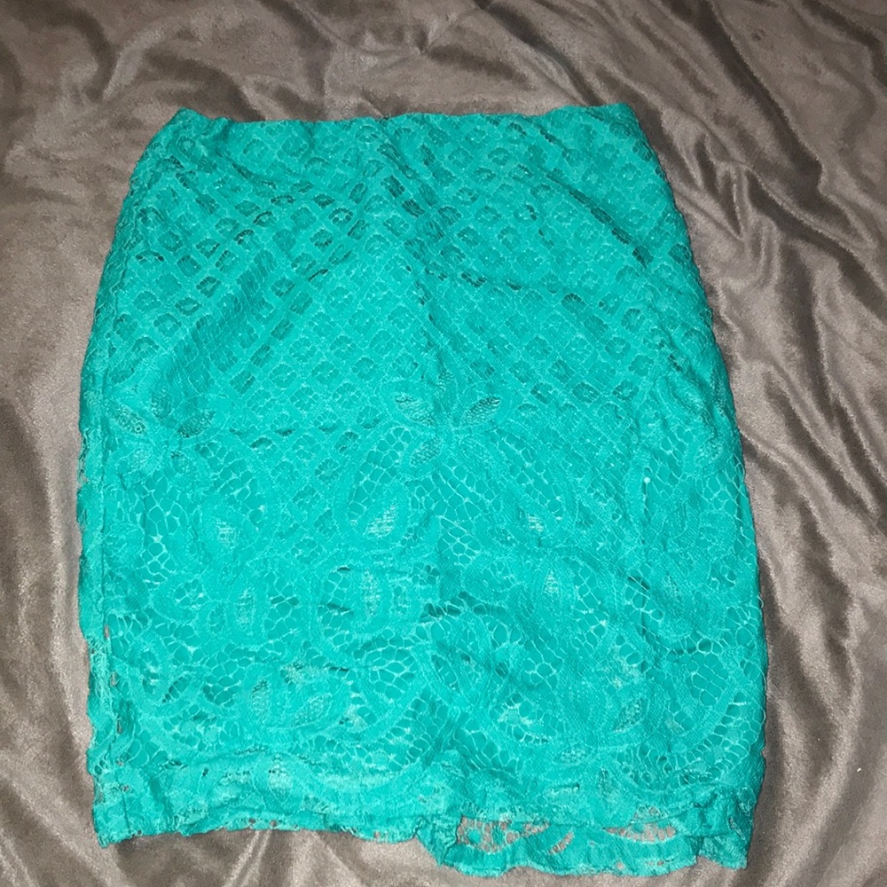 Women’s skirt.